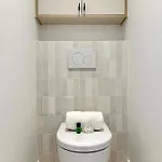 Saint Germain Des Pres - Premium With Lift For 8