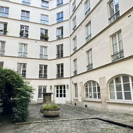 Apartment Spacious Luxembourg Garden Family Flat